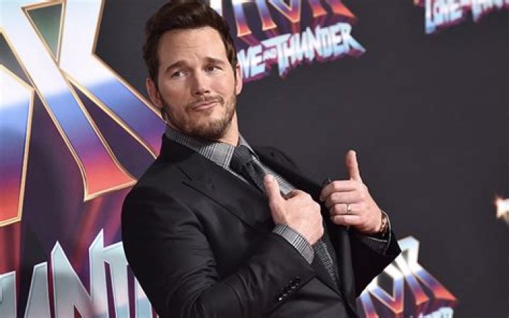 Chris Pratt Net Worth: Movies & Lifestyle