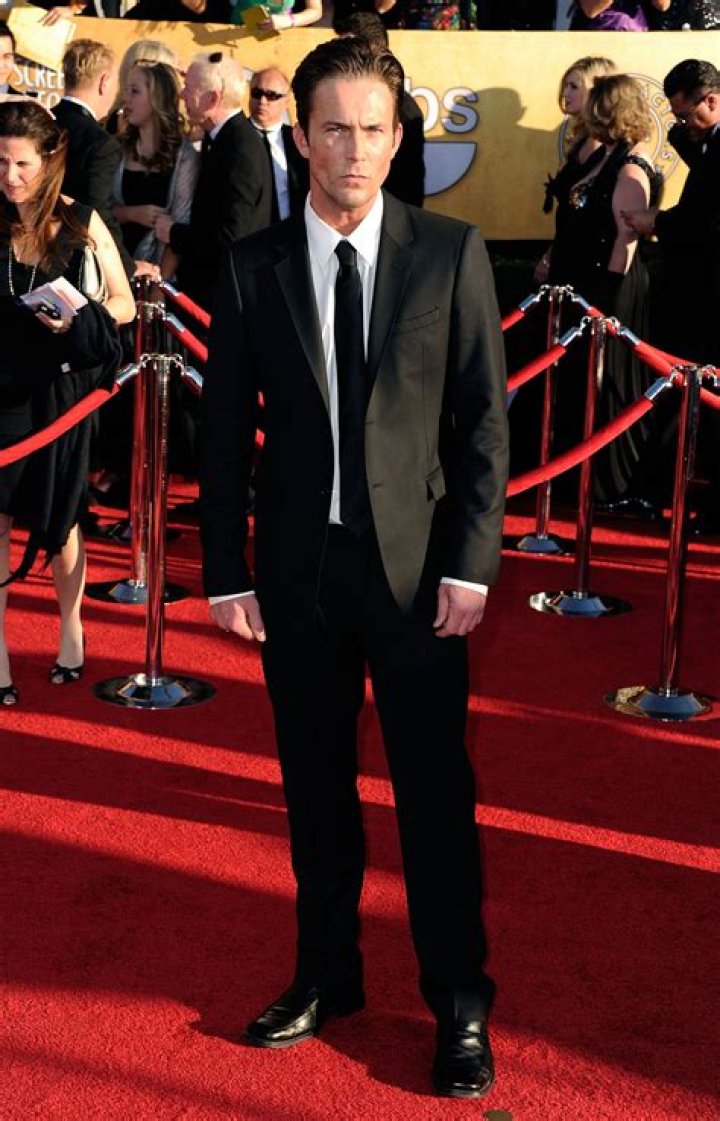 Desmond Harrington Net Worth - Wiki, Age, Weight and Height, Relationships, Family, and More