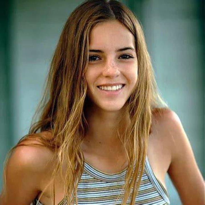 Meet Emily Feld-Australian Model & Social Media Star Bio, Age & Net Worth